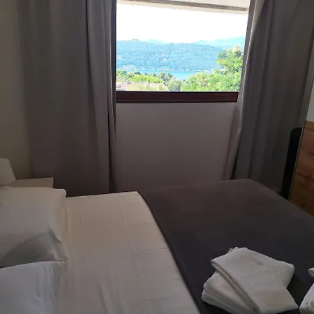 In Cima Al Bosco 公寓