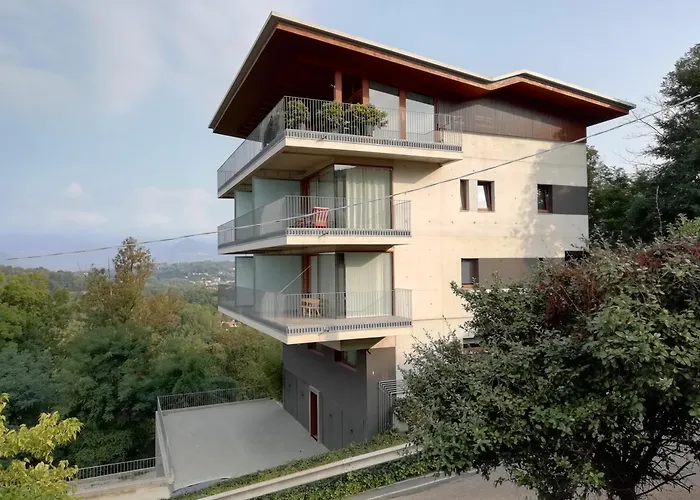Appartement In Cima Al Bosco *